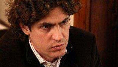 Con miras al 5 de julio, Lousteau pidi� �debates �rea por �rea�