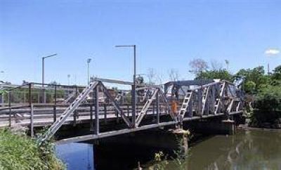 Presentan en un concurso paisaj�stico la transformaci�n de un puente del Riachuelo