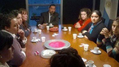 Obstetricas se estan organizando en la provincia