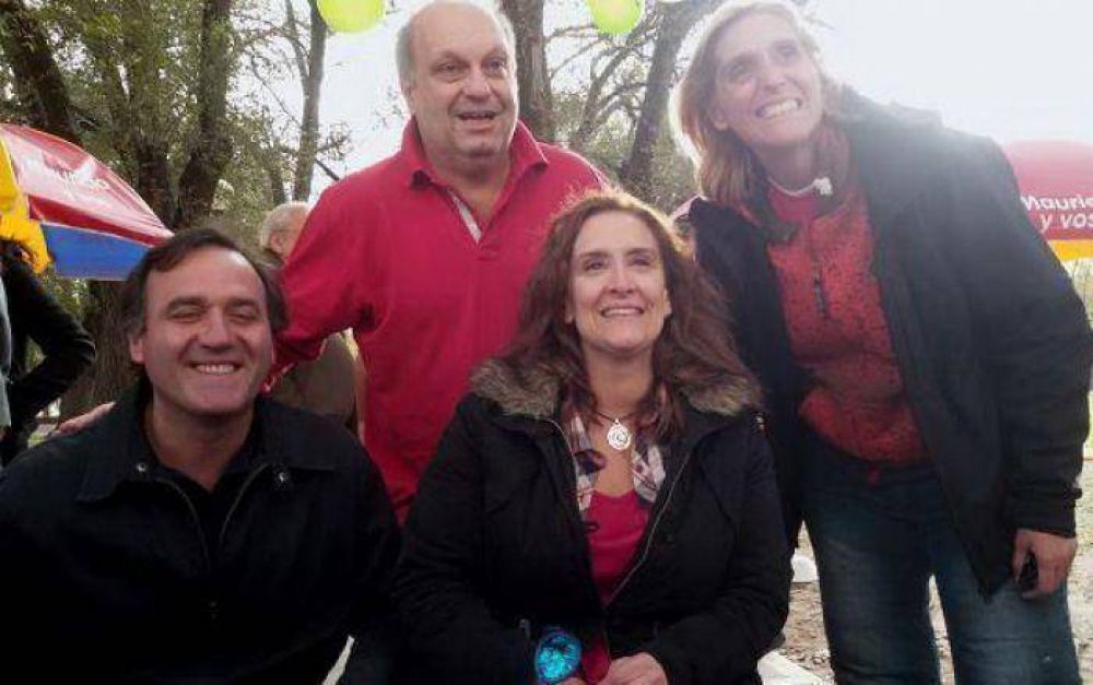 Baragiola recorri� Mar del Plata junto a Gabriela Michetti, Hern�n Lombardi y Juan Aicega 