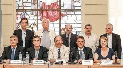 A tres d�as de inscribir las alianzas, naufraga la idea de un gran acuerdo opositor