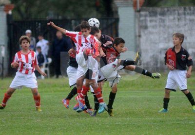 Esc�ndalo y un detenido en un cl�sico de inferiores de la Liga santafesina