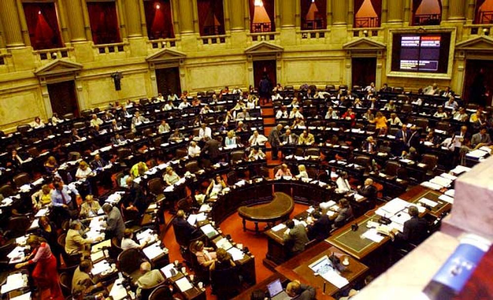 El desguace del massismo benefici� al Frente para la Victoria: m�s intendentes y mayor�a parlamentaria