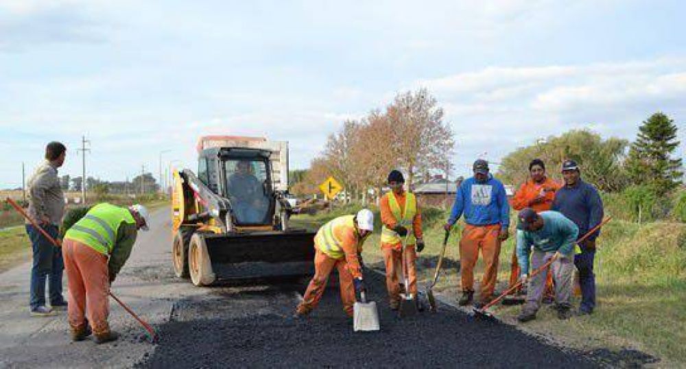 Tareas de reparaci�n en las rutas 14 y 93