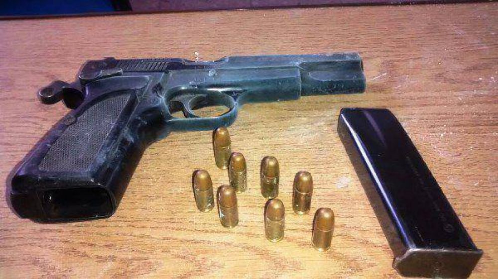 Secuestran una 9 mm robada a un polic�a