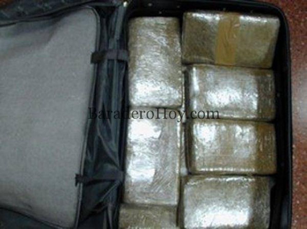 En un procedimiento en Baradero Polic�a Federal incaut� 16 kilos de droga�