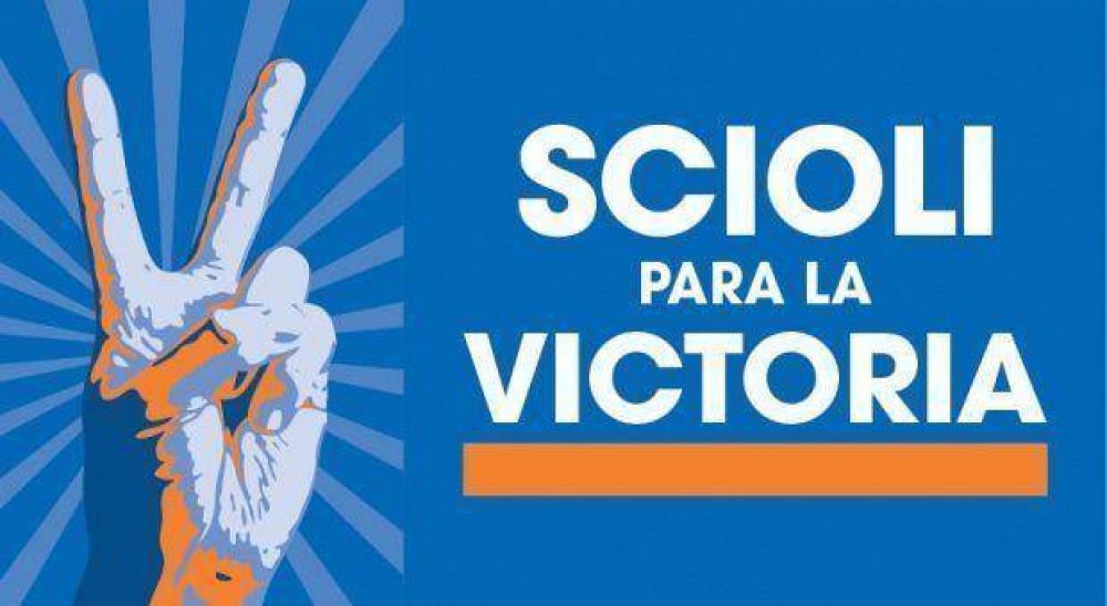 Scioli despliega nuevo afiche, m�s peronista y con tinte rockero