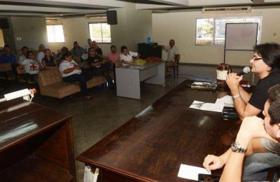 M�dicos del sector p�blico convocan huelga para d�as previos a visita papal