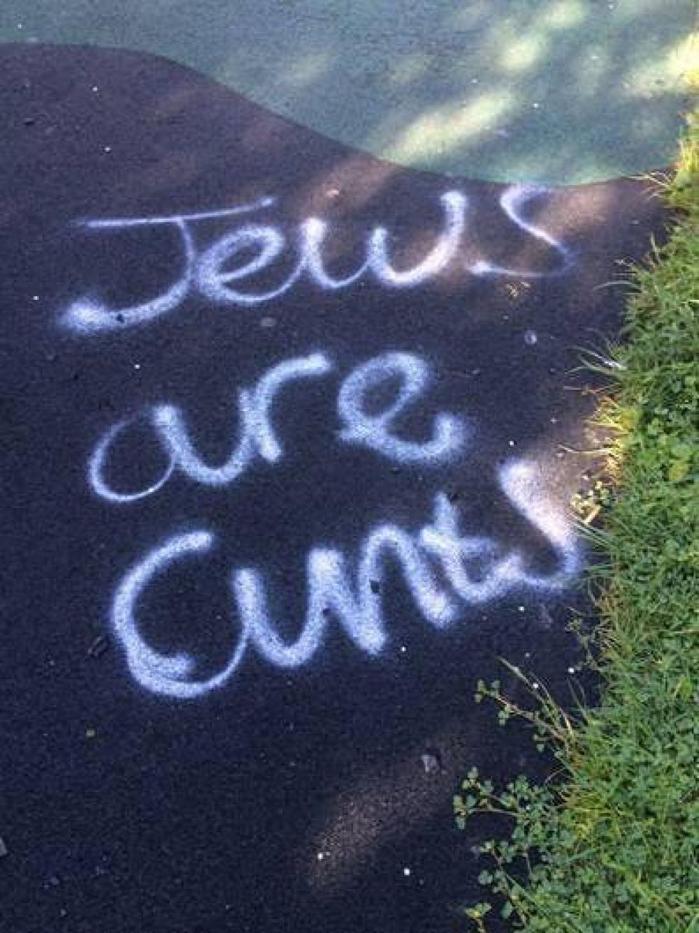 Gran Bretaa: Graffiti antisemita