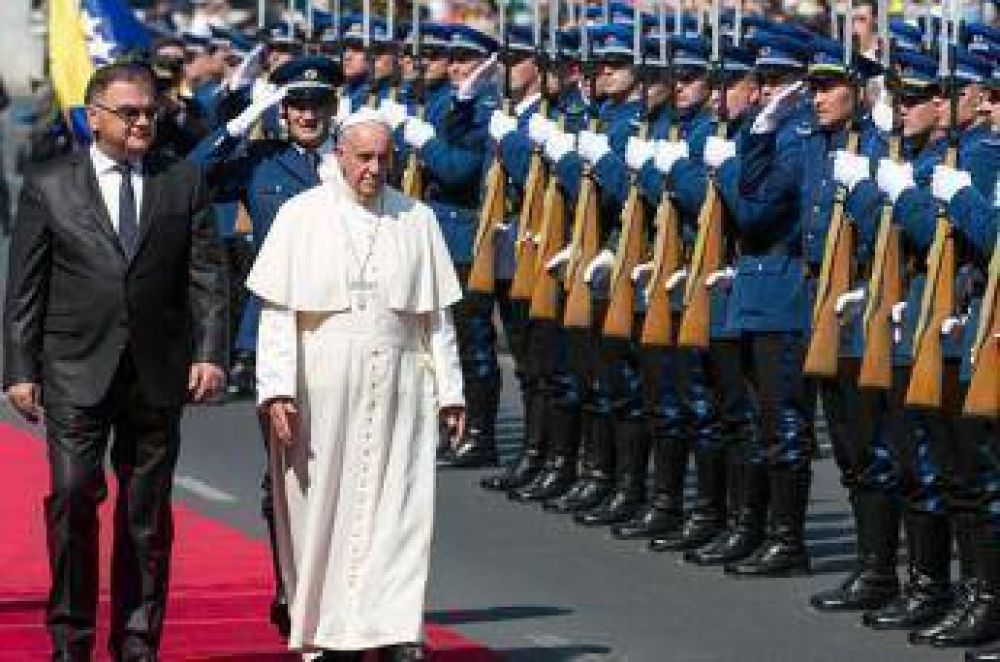 El Papa abogó por el diálogo entre croatas, serbios y bosnios musulmanes