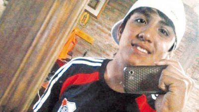 Fue a una fiesta, se cruz� con ex compa�eros y lo mataron