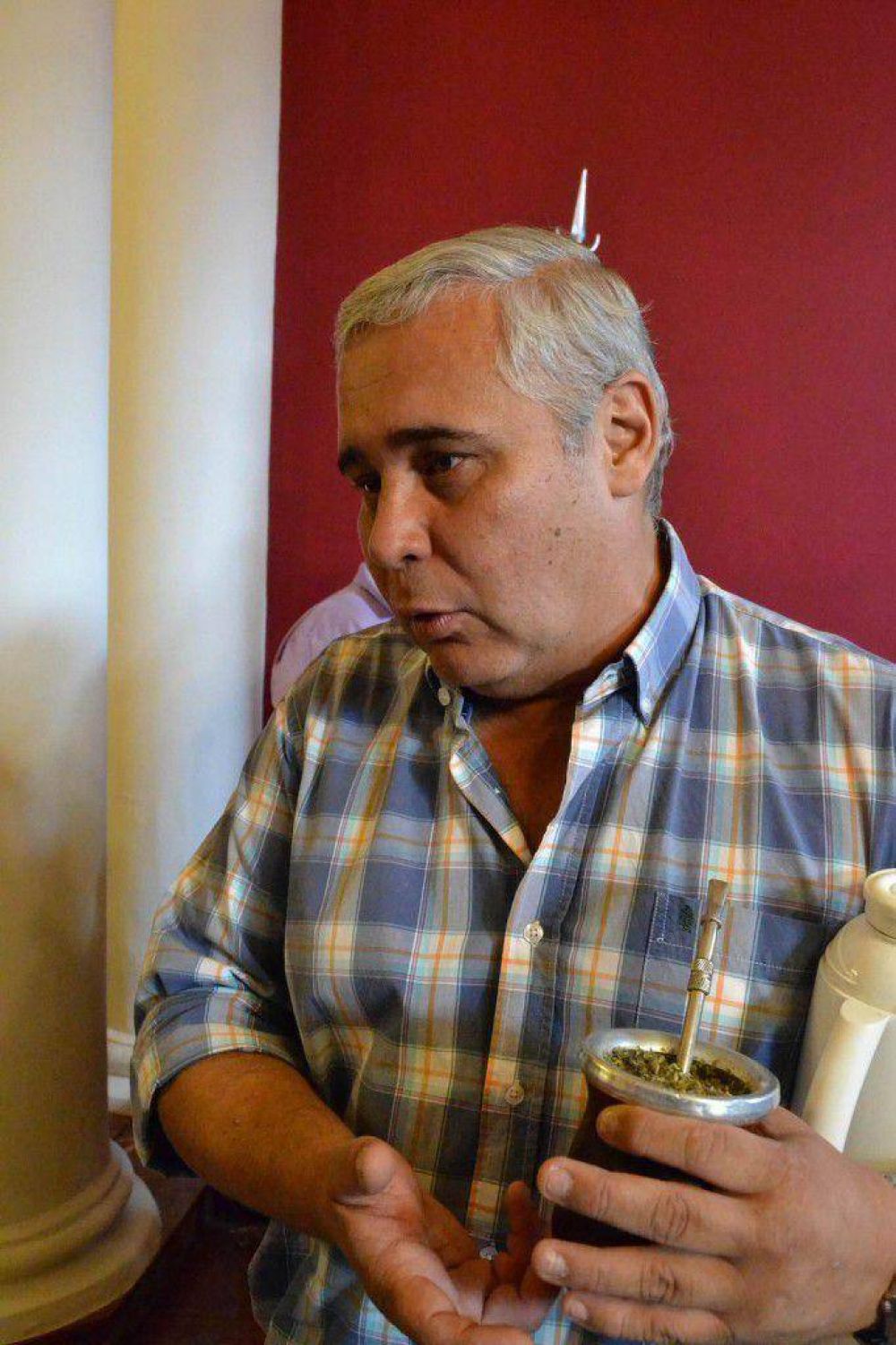 Fabi�n R�os carg� contra gremios y consider� �electoral� la medida