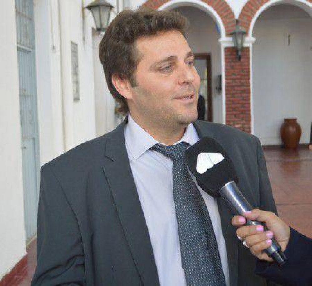  Sergnese calific� la fecha de la elecci�n general municipal como una falta de respeto