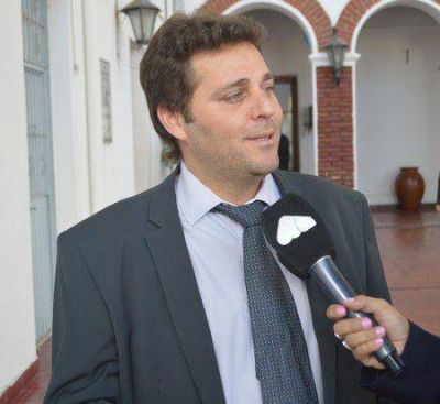  Sergnese calific� la fecha de la elecci�n general municipal como una falta de respeto