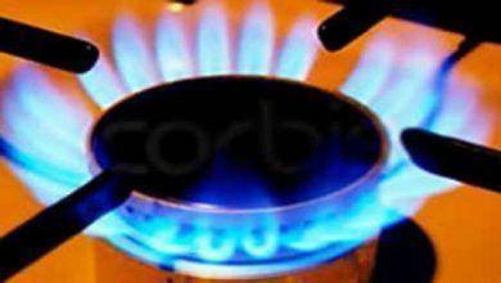 Defensa del Consumidor recibe reclamos por aumentos de gas.