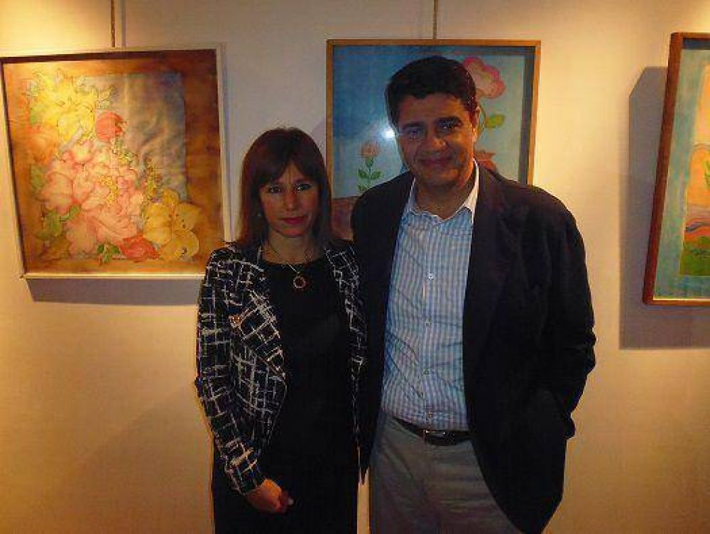 Jorge Macri sum� a Mariana Colela