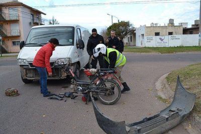 Violento choque en Villa Santill�n