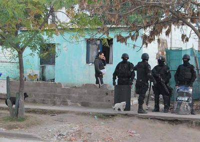 Hay ocho demorados por los disturbios en el barrio El Molino
