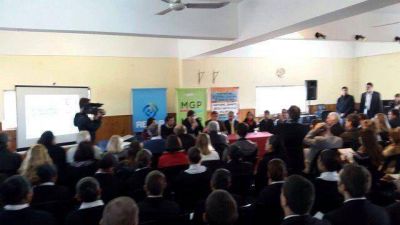 Inauguraron el Primer Taller de Sensibilizaci�n del Programa de Desarme