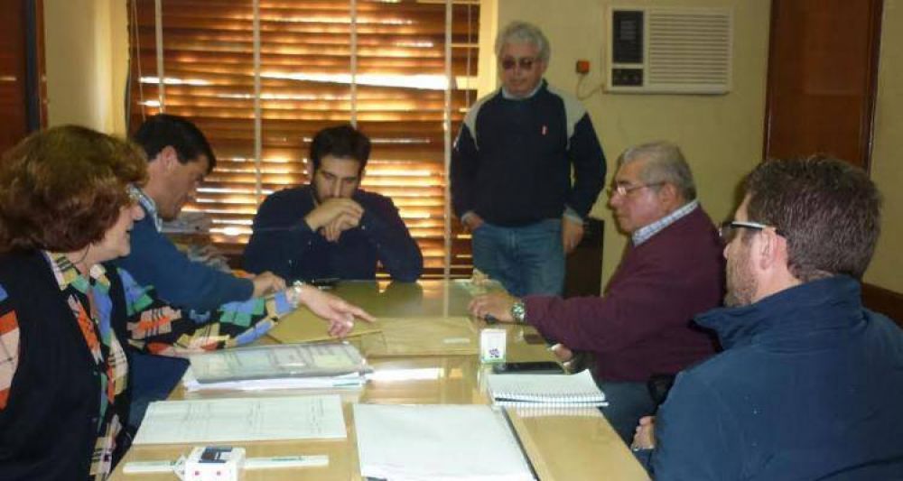 Apertura de sobres para el mejoramiento de los Caminos Rurales