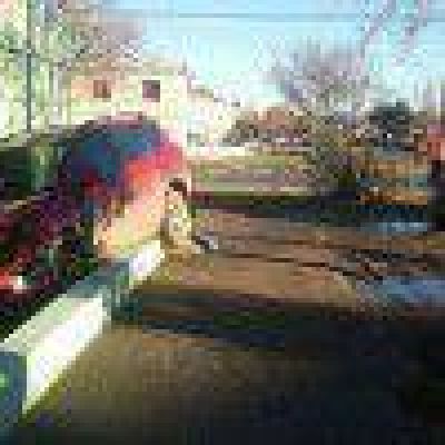Camioneta impacto contra vivienda despu�s de colisionar con otro veh�culo