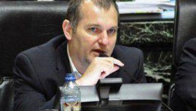 Rossi: �Es inadmisible la agresi�n a un m�dico de guardia�
