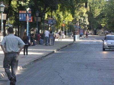 El paro de este martes afectar� el servicio de transporte y la carga de combustible