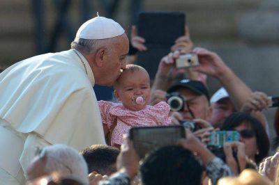 Rifa �Abrazo al Papa�