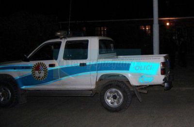 Lo golpearon, maniataron, encerraron en el ba�o y le robaron m�s de 60 mil pesos