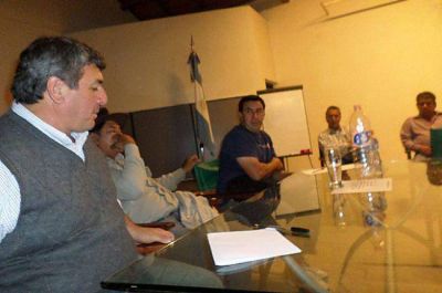 Por 'falta de respuestas' Consorcios de Servicios Rurales salen a la ruta