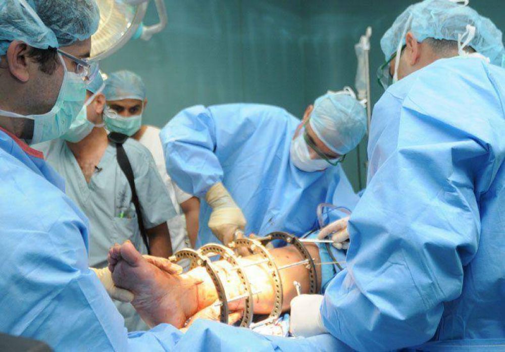 Con el di�logo interrumpido, los traumat�logos paran por 72 horas