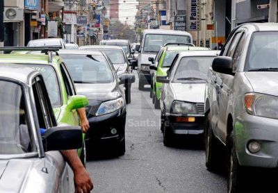 El paro de este martes repercuti� en las escuelas y en la repartici�n p�blica