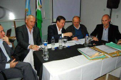 Weretilneck: �Estamos orgullosos del sistema de salud p�blica rionegrina�