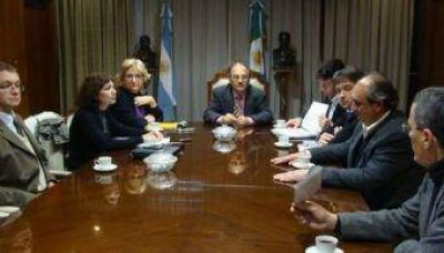 Sin Capitanich, Bacileff Ivanoff encabez� una reuni�n de gabinete