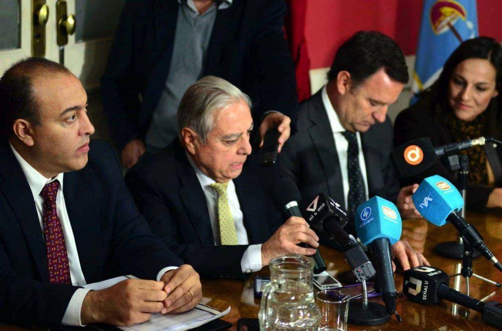 Por un voto, G�mez es juez de la Corte
