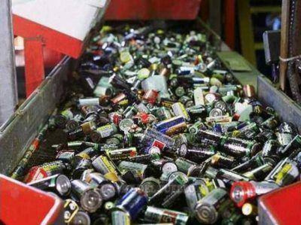 La UNLP cre� la primera planta de reciclado de pilas del pa�s