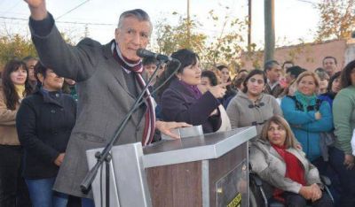 Inauguraron 90 cuadras de pavimento en Rawson