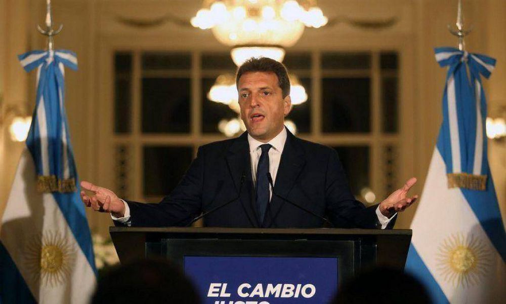 Sin mencionar a De la Sota, Sergio Massa dijo que sigue en carrera para la elecci�n presidencial