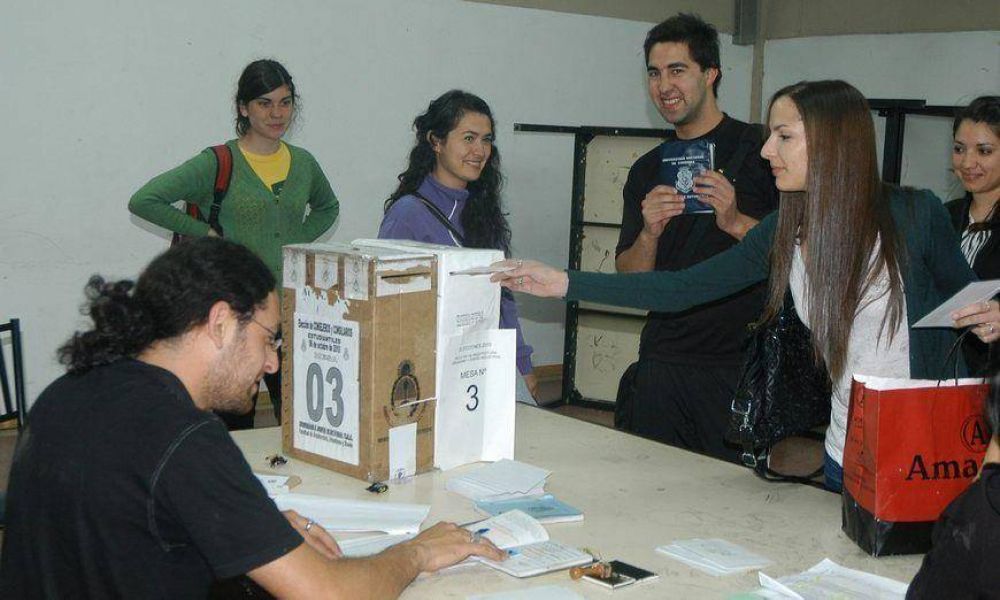 Los estudiantes eligen representantes en la UNC