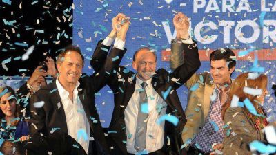 Scioli acompa�� a Perotti en el cierre de campa�a en Santa Fe