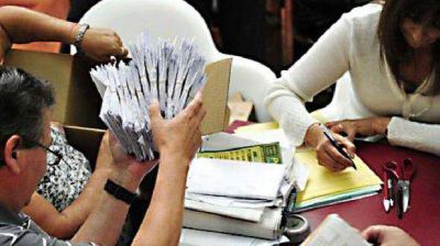 Aparecen controversias por la ley electoral que reglamenta las PASO