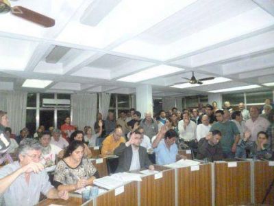 Heredia: �El Ejecutivo municipal no controla y no le interesa� el tema
