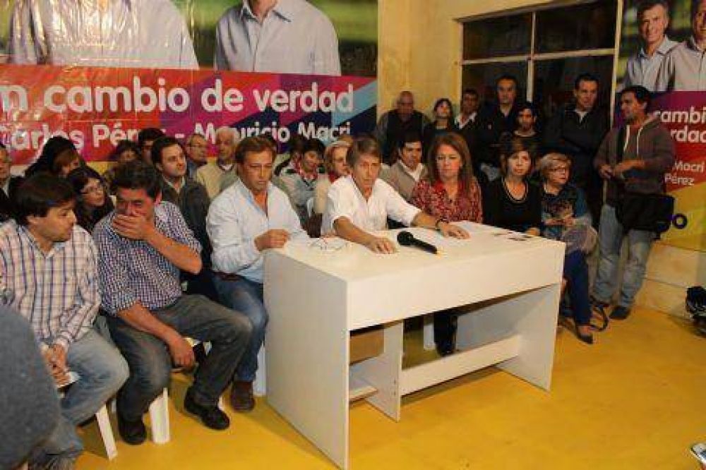Carlos P�rez lanz� formalmente su pre candidatura