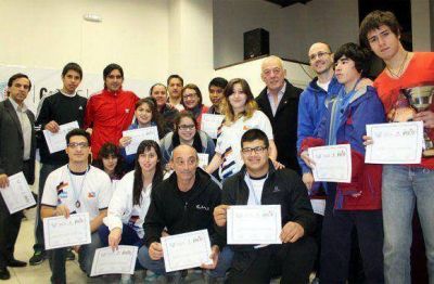 R�os: �Lo que iban a hacer all�, era representarnos a todos los fueguinos�