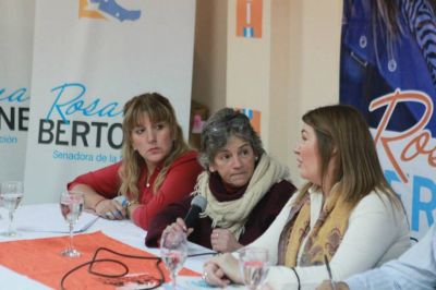 Rosana Bertone ratific� ante jubilados que el sistema previsional no se transferir� a Naci�n
