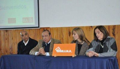 El Intendente en jornada del programa R.e.I.N.A