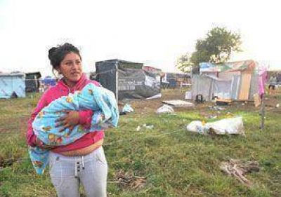 Hay m�s pobres de los que dice CFK, pero est�n mejor atendidos por el municipio