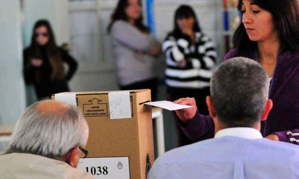 La UCR arriesga 41 municipios, UPC 22 y el FpV 15, en un súper domingo electoral