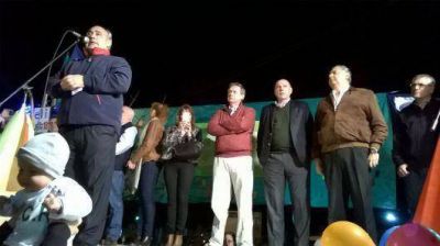 Cassani: �Este Gobierno trata igual a los correntinos, no importa donde vivan o el color pol�tico del municipio