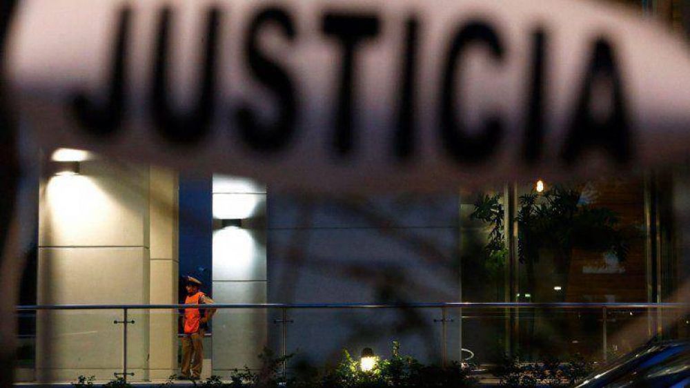 Caso Nisman: las conclusiones del informe criminal�stico oficial apuntan al suicidio